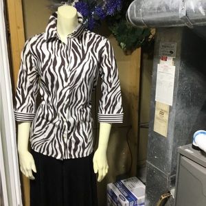 Chico’s Brown & White Top